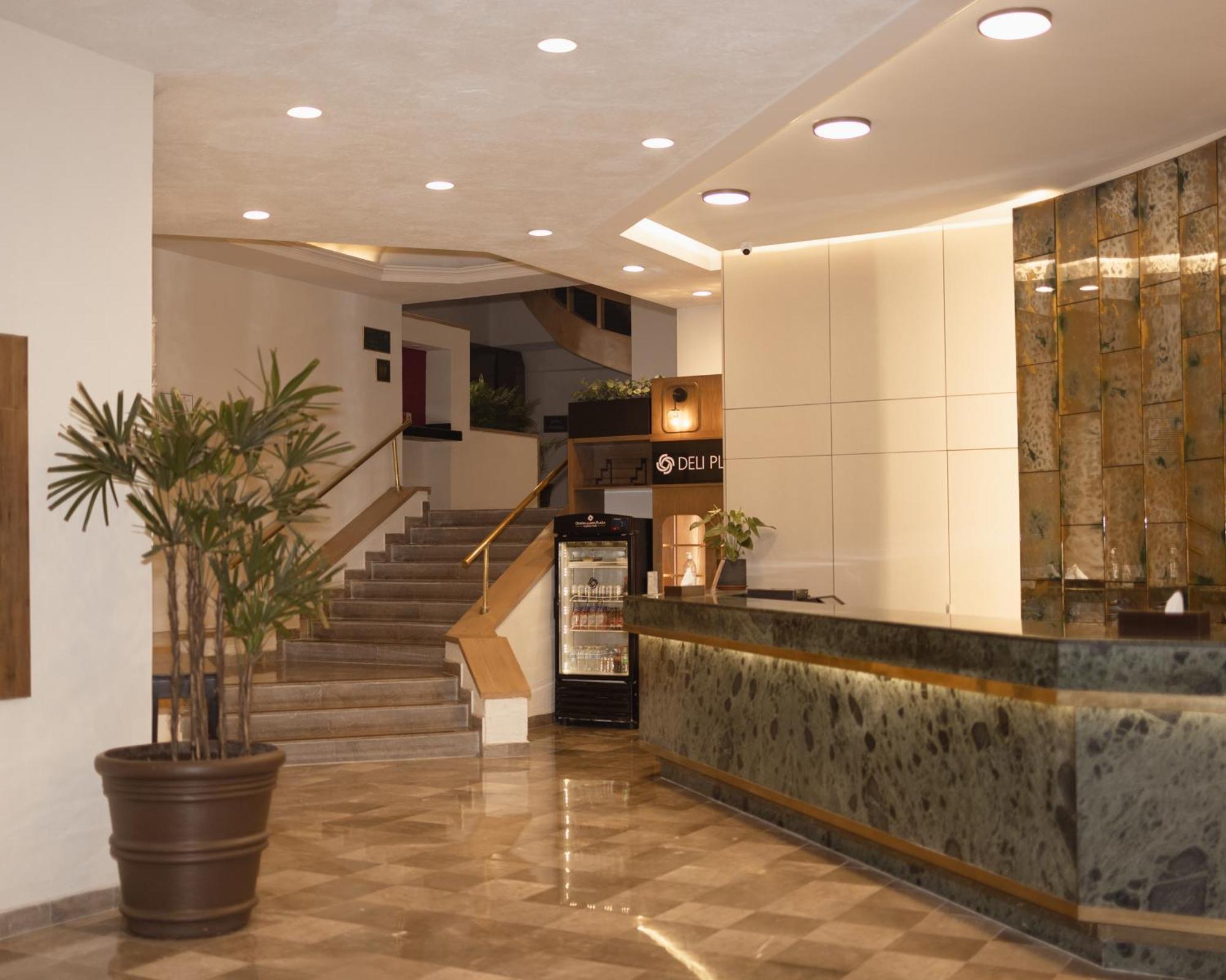 Hotel Guadalajara Plaza Ejecutivo Zapopan Extérieur photo